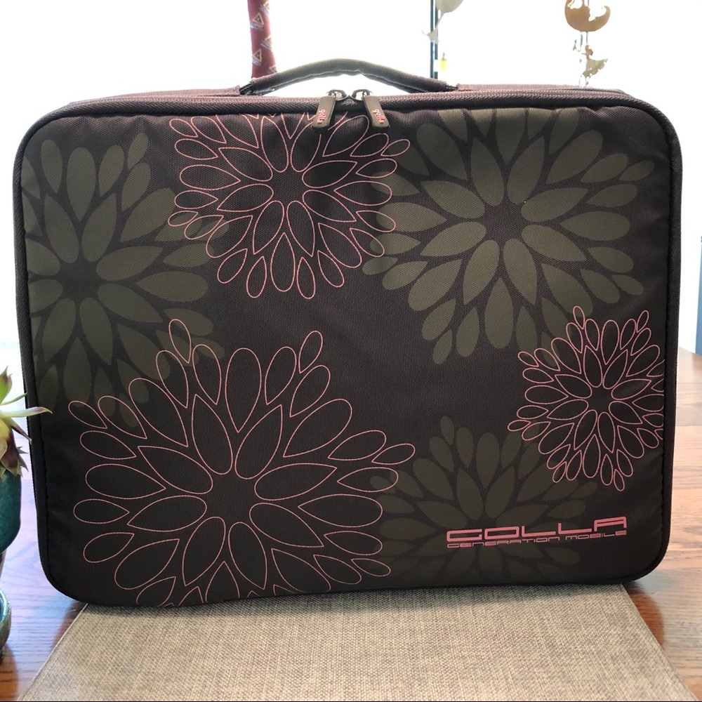 GOLLA laptop sleeve